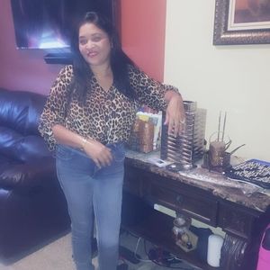 Meet your Posher, Sonia